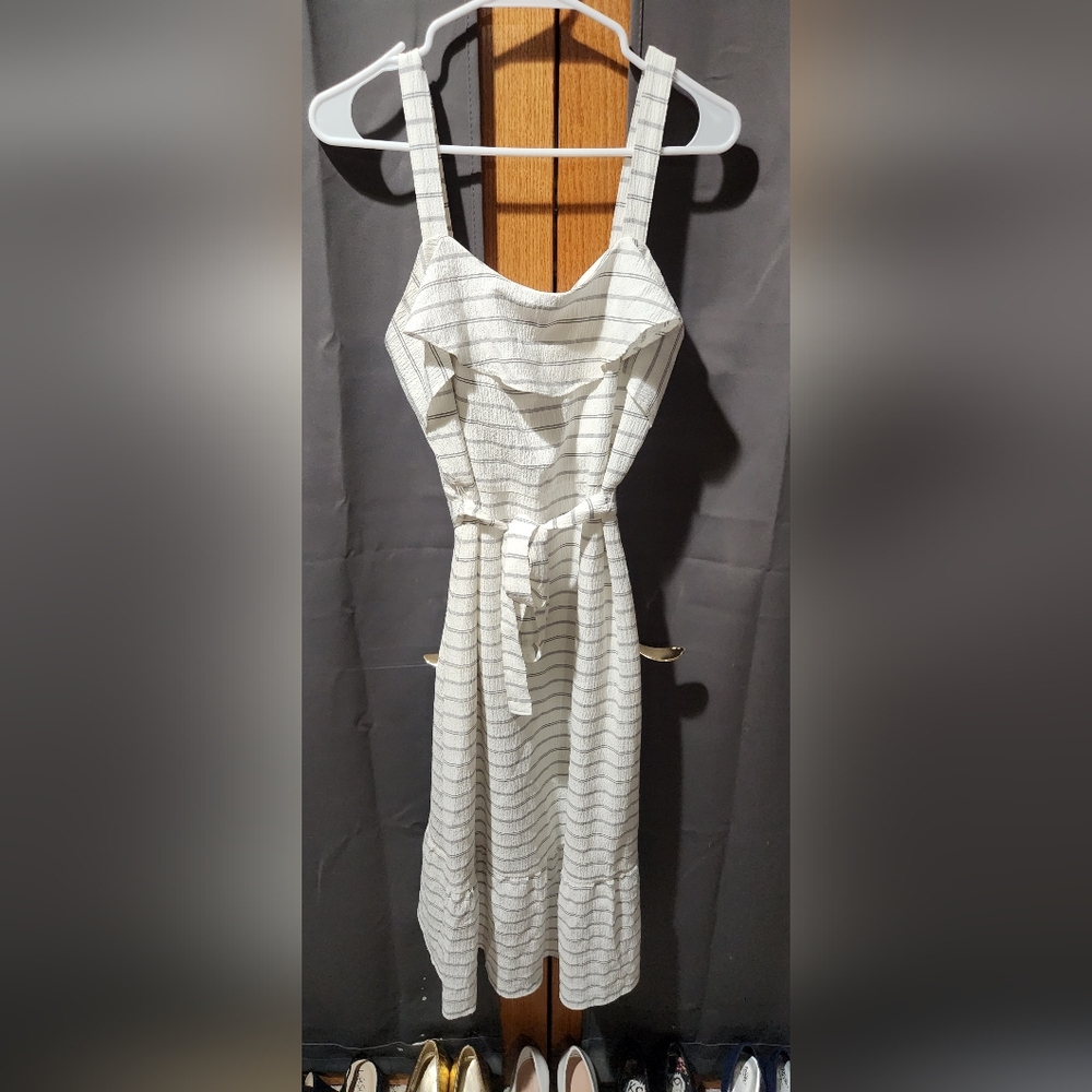 Banana Republic White and Gray Striped Summer Midi Dress